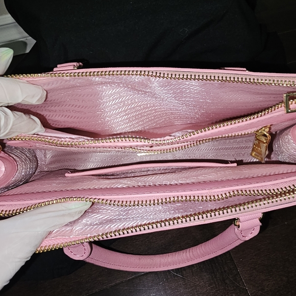Authentic Pink Prada Bag - Picture 6 of 9